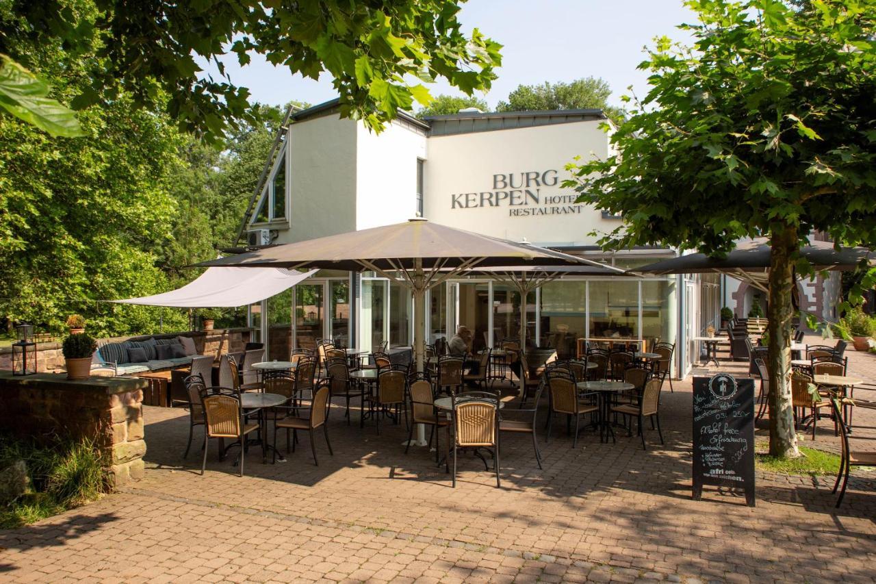 Hotel Burg Kerpen Illingen  Eksteriør bilde